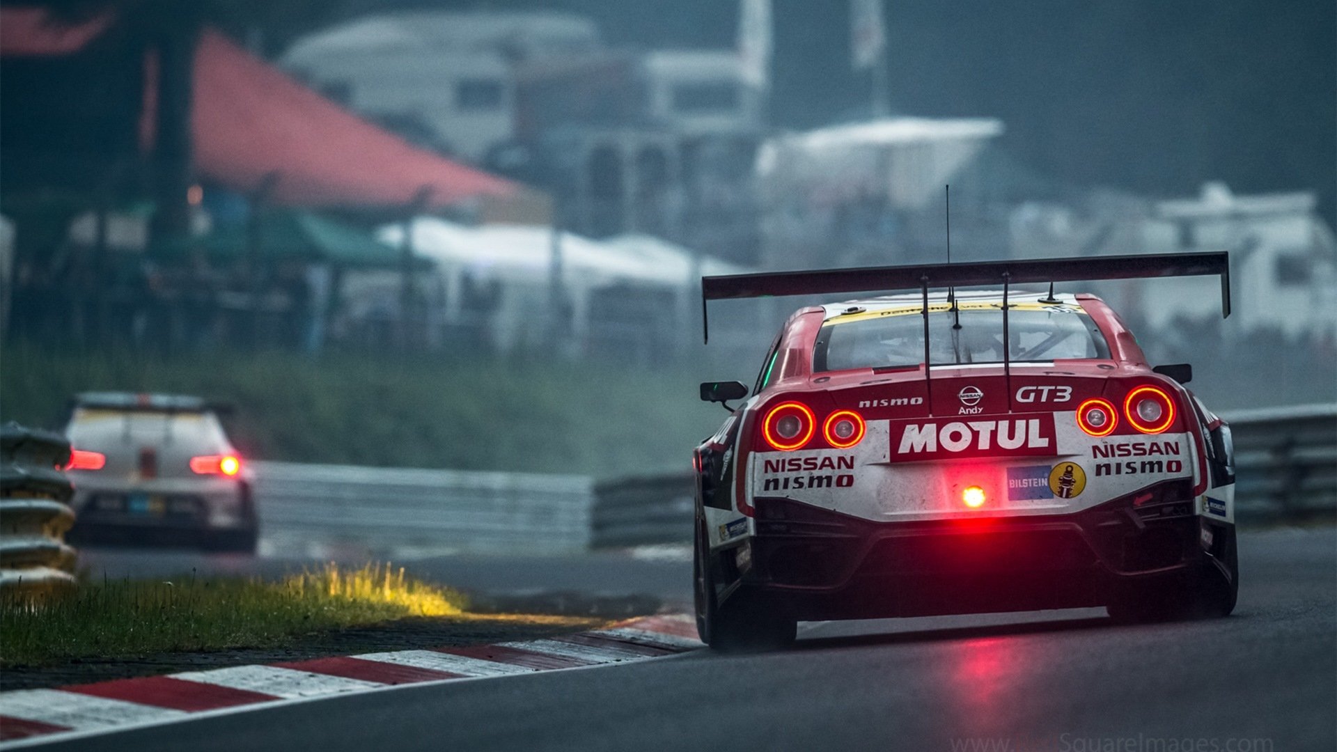 _城市绿道:自行车与网球结合的多运动赛事_,自行车与汽车比赛